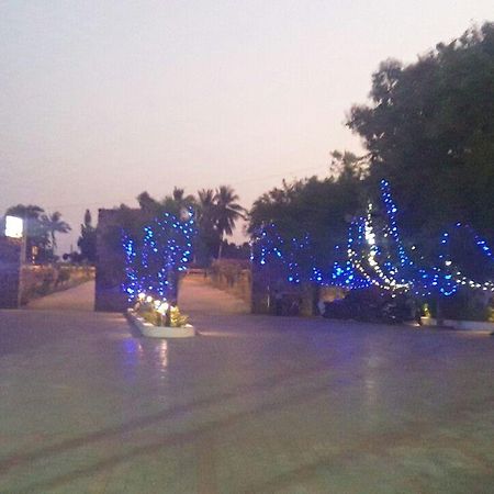 King Paradise Hotell Tiruchirappalli Exteriör bild