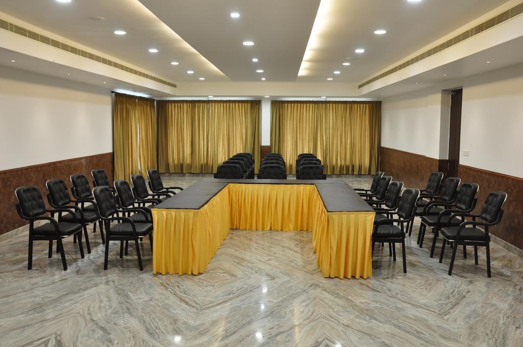 King Paradise Hotell Tiruchirappalli Exteriör bild