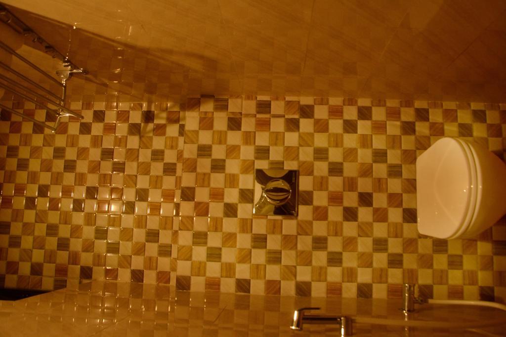 King Paradise Hotell Tiruchirappalli Exteriör bild