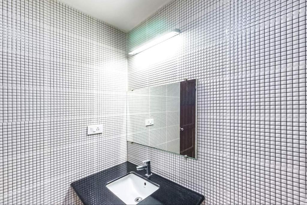 King Paradise Hotell Tiruchirappalli Exteriör bild