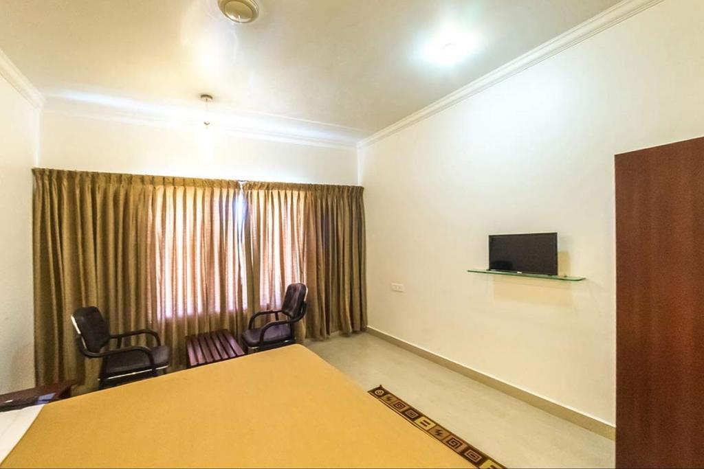 King Paradise Hotell Tiruchirappalli Exteriör bild