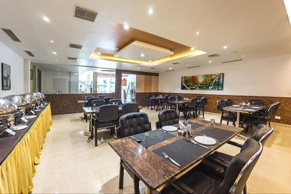King Paradise Hotell Tiruchirappalli Exteriör bild